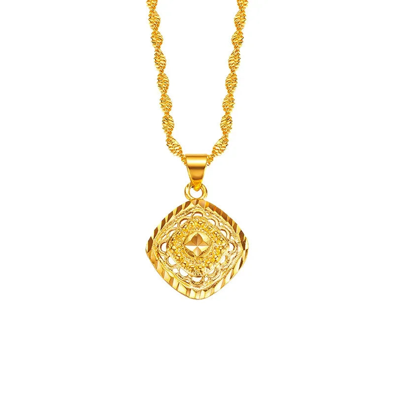 18K Gold Necklace Temperament Womens AU750 Versatile Diamond Pattern Small Square Pendant Clavicle Necklace