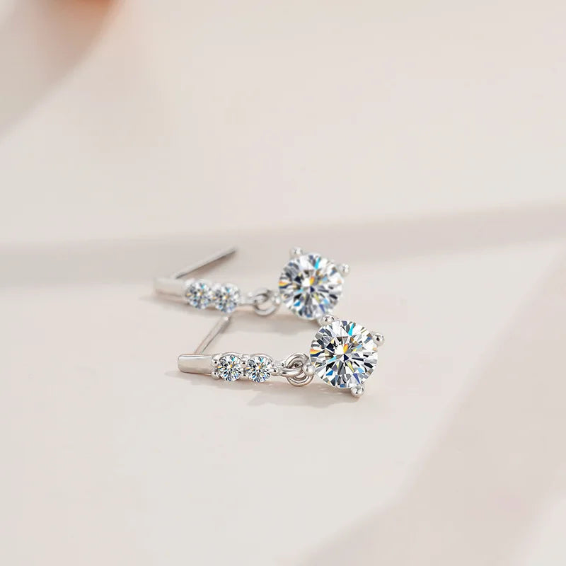 925 Sterling Silver Moissanite Diamond Four-Claw Pendant Earrings Fashion Casual High-end Light Luxury Niche Gift for Mom